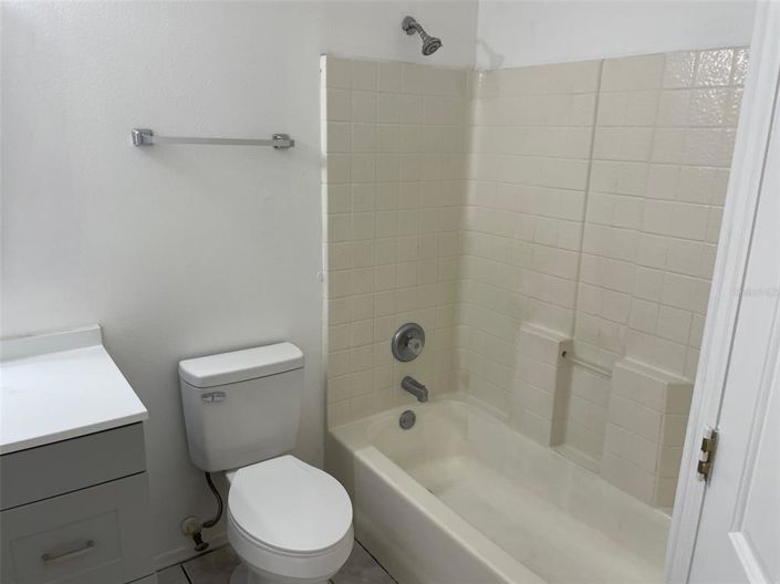 Image No.12-4 Bed Property for sale