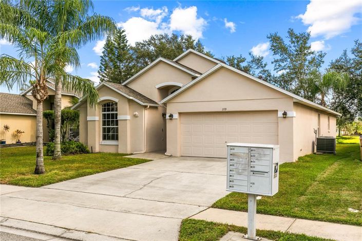 Image No.10-3 Bed Property for sale