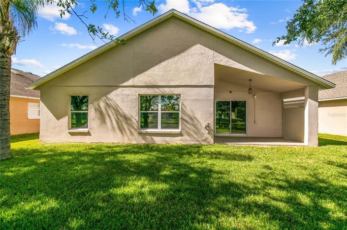 Image No.12-3 Bed Property for sale