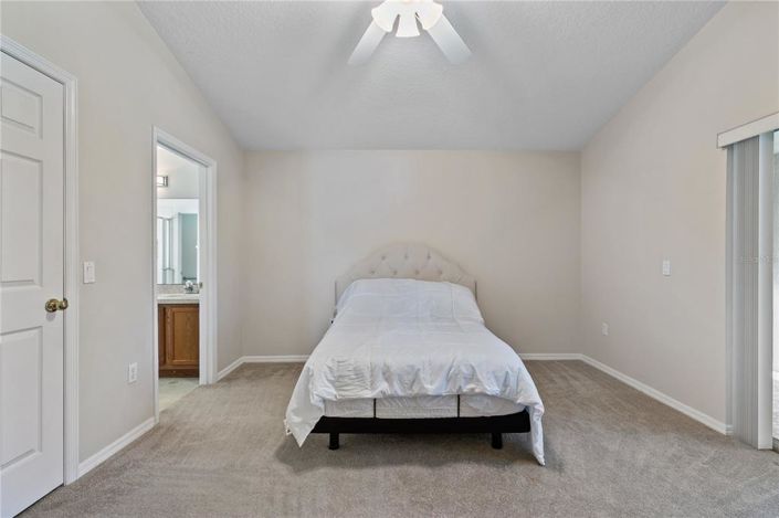 Image No.15-3 Bed Property for sale