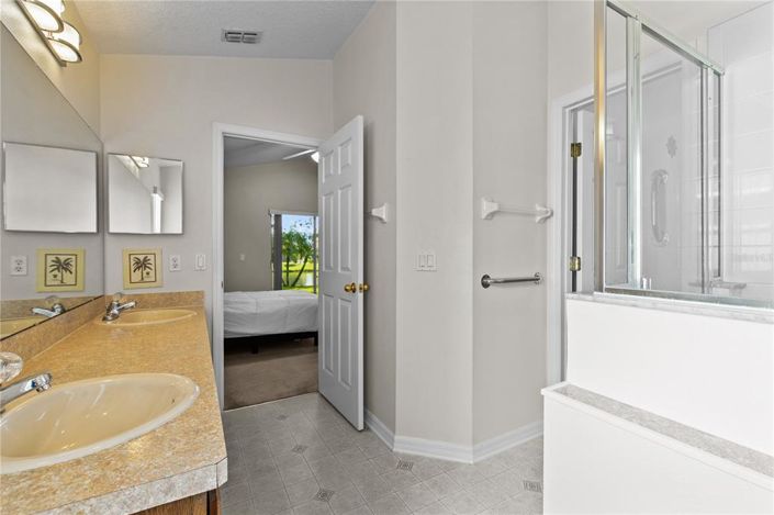 Image No.16-3 Bed Property for sale