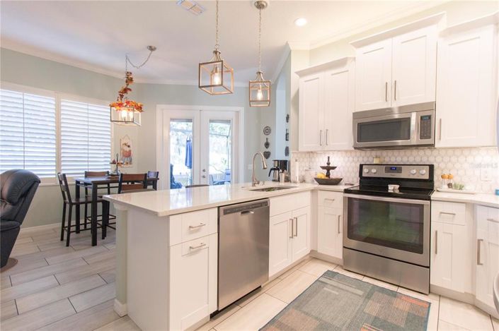 Image No.14-4 Bed House for sale