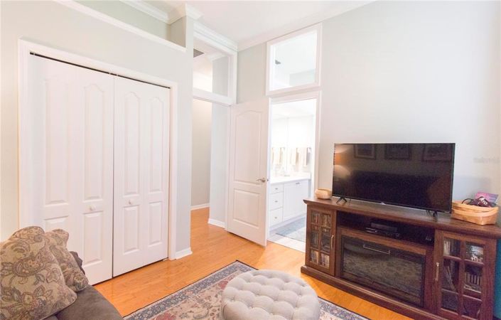 Image No.26-4 Bed Property for sale