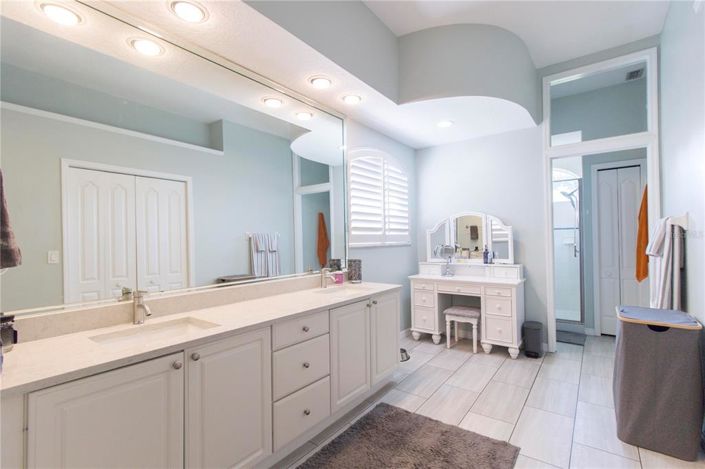 Image No.50-4 Bed Property for sale