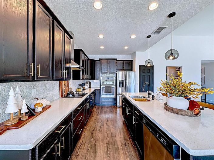 Image No.23-4 Bed Property for sale