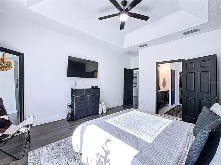 Image No.36-4 Bed Property for sale