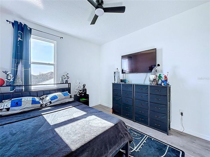 Image No.55-4 Bed Property for sale