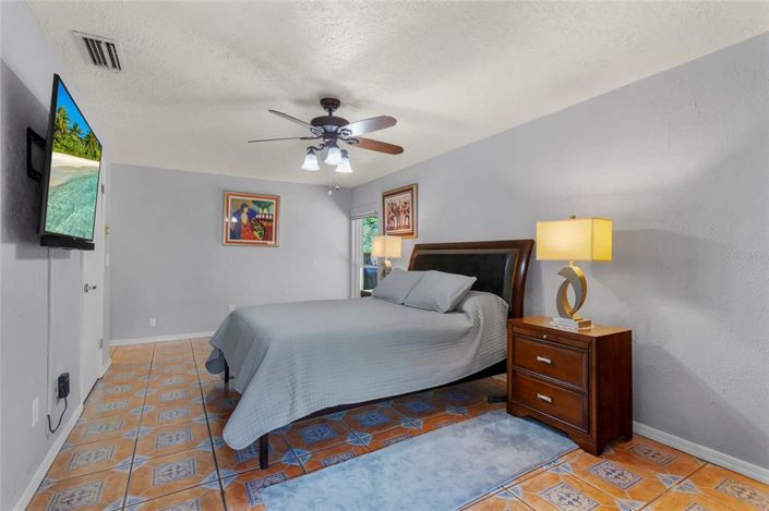 Image No.13-Propriété de 4 chambres à vendre à États-Unis