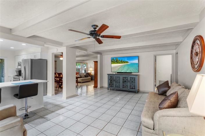 Image No.8-Propriété de 4 chambres à vendre à États-Unis