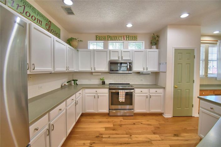 Image No.24-3 Bed House for sale