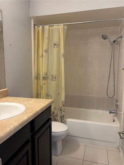 Image No.26-2 Bed Townhouse for sale