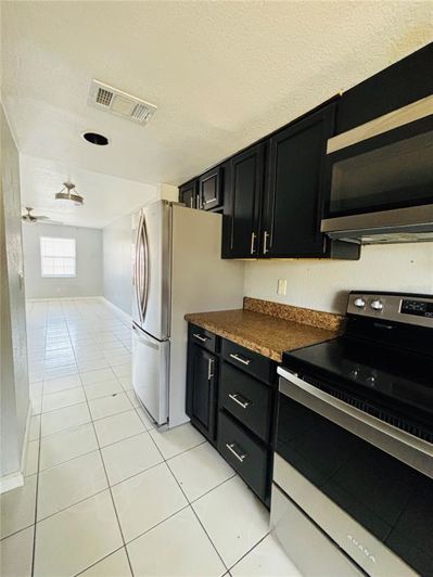 Image No.37-2 Bed Townhouse for sale