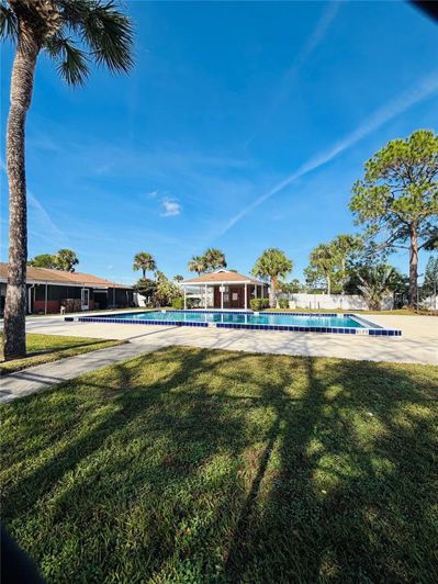 Image No.46-2 Bed Townhouse for sale