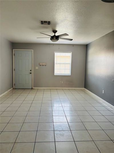 Image No.6-2 Bed Townhouse for sale