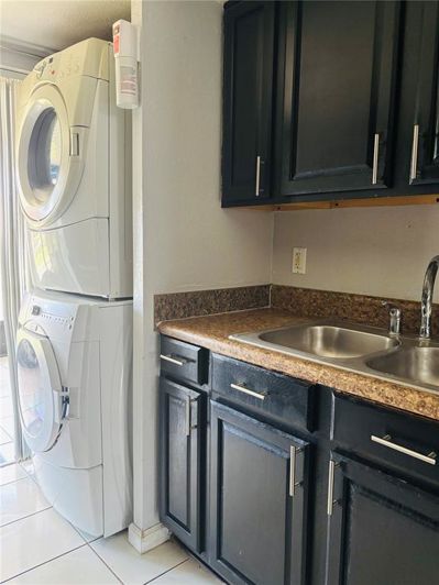 Image No.9-2 Bed Townhouse for sale