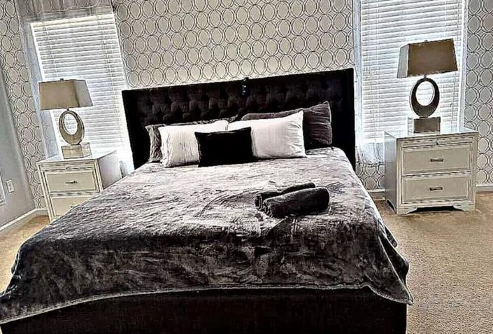 Image No.10-5 Bed Property for sale