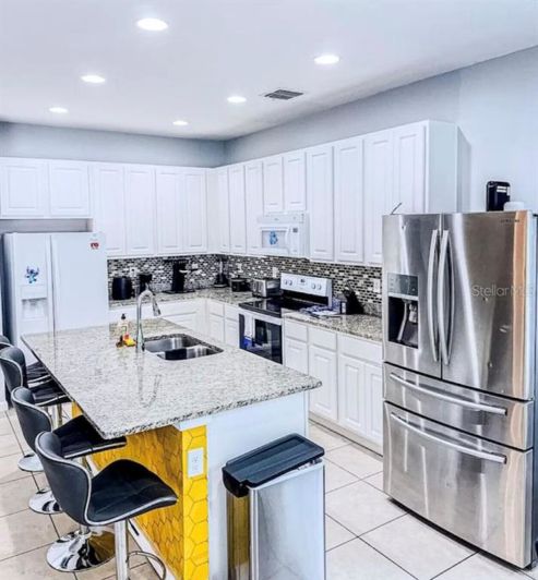 Image No.22-5 Bed Property for sale