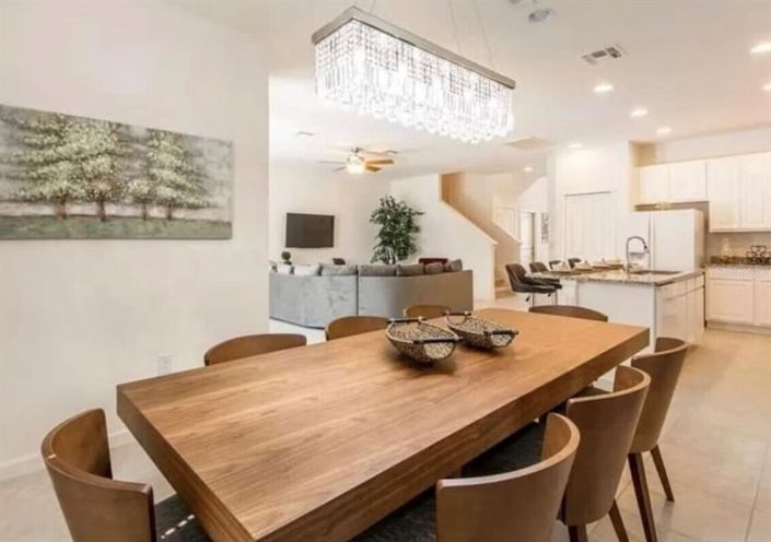 Image No.23-5 Bed Property for sale