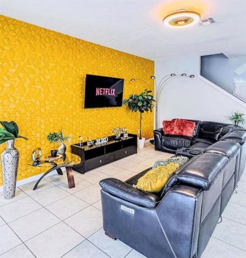 Image No.27-5 Bed Property for sale