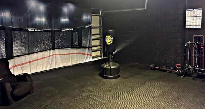 Image No.32-5 Bed Property for sale