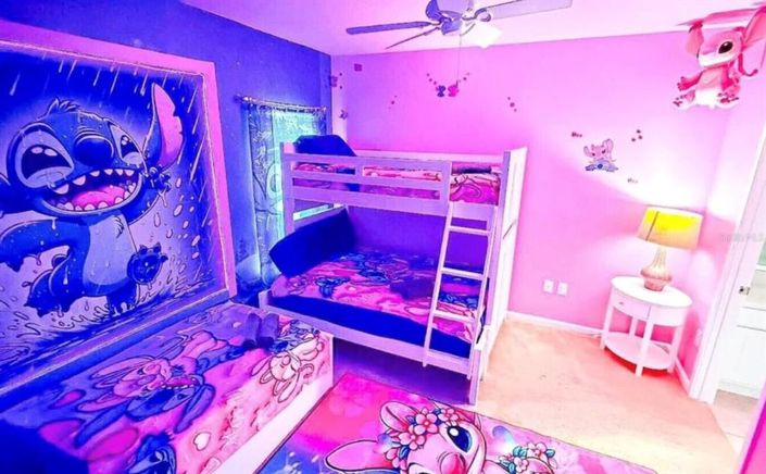 Image No.7-5 Bed Property for sale