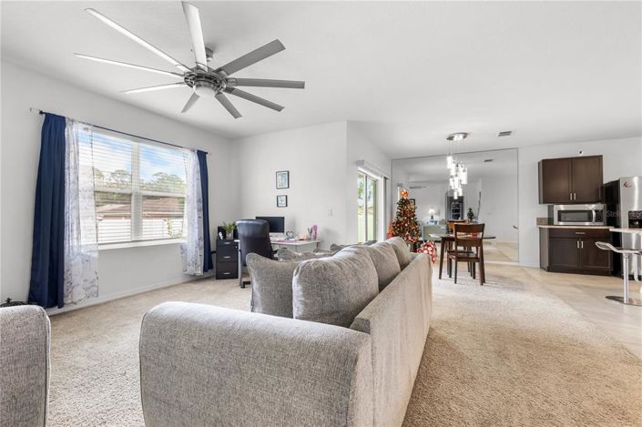 Image No.3-Propriété de 4 chambres à vendre à Kissimmee