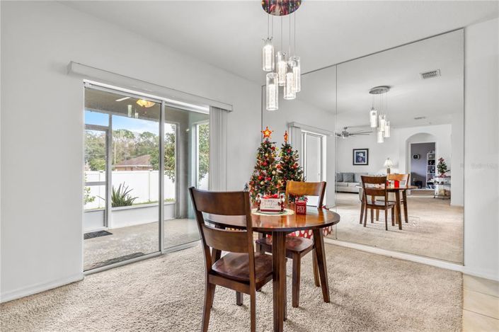 Image No.4-Propriété de 4 chambres à vendre à Kissimmee