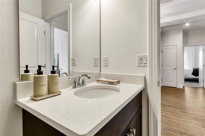 Image No.37-4 Bed Property for sale