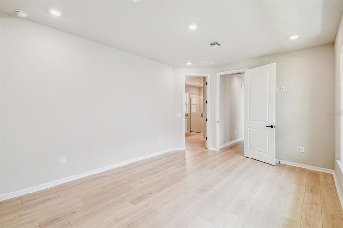 Image No.18-Propriété de 3 chambres à vendre à États-Unis