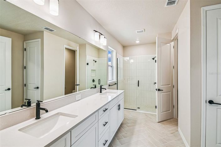 Image No.20-Propriété de 3 chambres à vendre à États-Unis