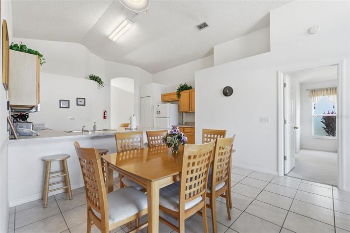 Image No.20-5 Bed House for sale