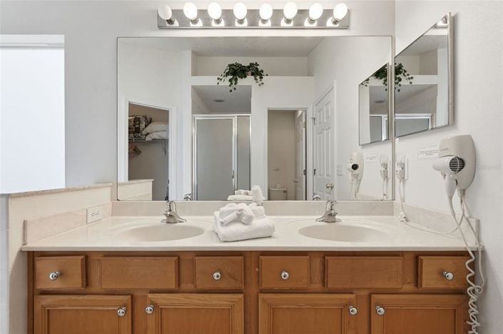 Image No.39-5 Bed House for sale