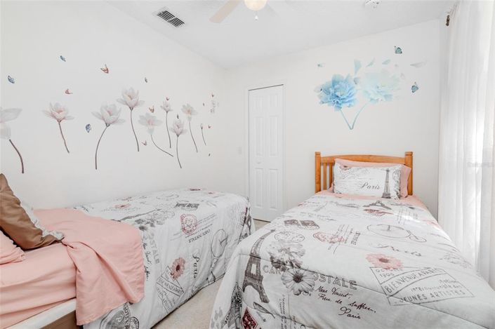 Image No.36-6 Bed House for sale