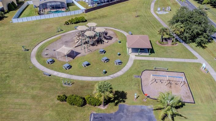 Image No.9-6 Bed House for sale