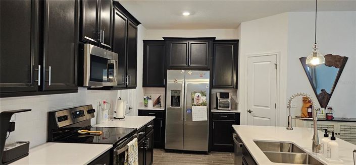 Image No.14-3 Bed Property for sale