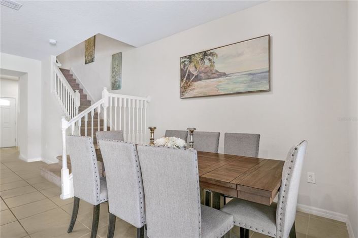 Image No.21-5 Bed Townhouse for sale