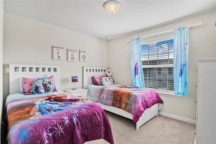 Image No.32-5 Bed Townhouse for sale