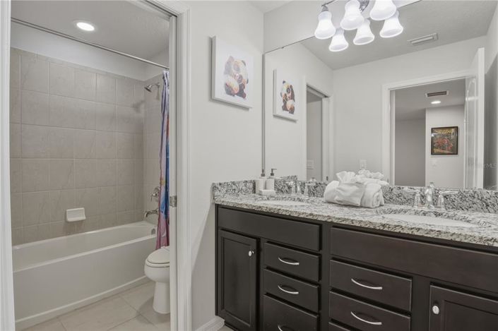 Image No.34-5 Bed Townhouse for sale