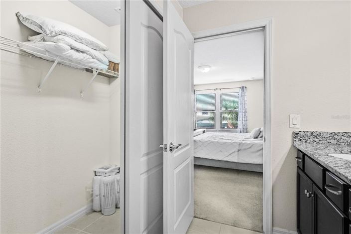 Image No.39-5 Bed Townhouse for sale