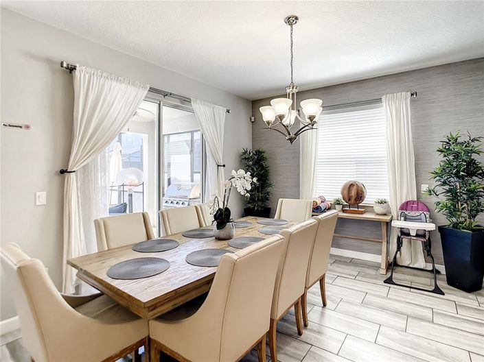 Image No.12-Propriété de 6 chambres à vendre à Kissimmee