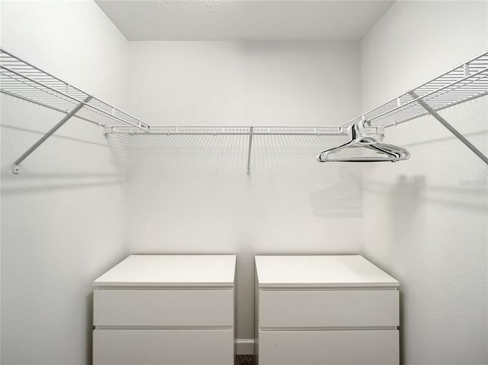 Image No.31-6 Bed House for sale