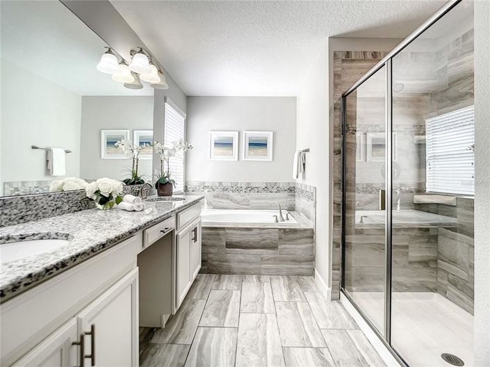 Image No.32-6 Bed House for sale