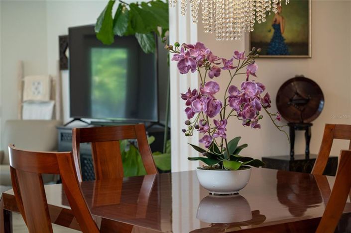 Image No.9-3 Bed Property for sale