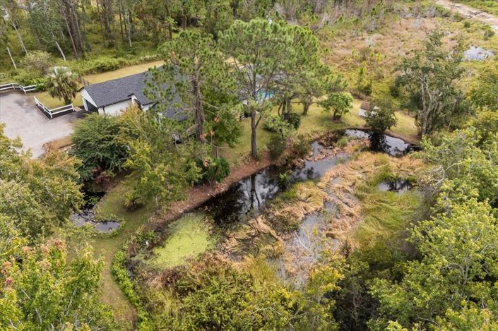 Image No.11-3 Bed Property for sale