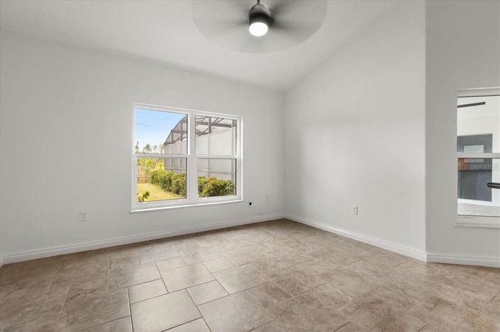 Image No.25-3 Bed Property for sale