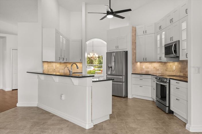 Image No.26-3 Bed Property for sale