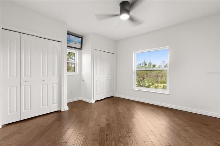 Image No.44-3 Bed Property for sale