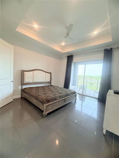 Image No.20-4 Bed Apartment for sale