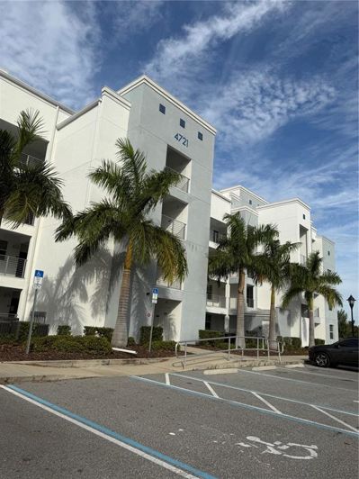 Image No.4-4 Bed Apartment for sale