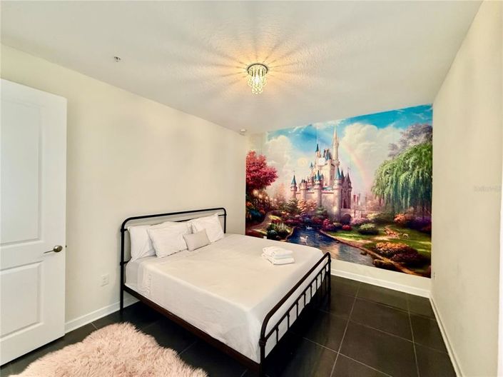 Image No.53-4 Bed Apartment for sale